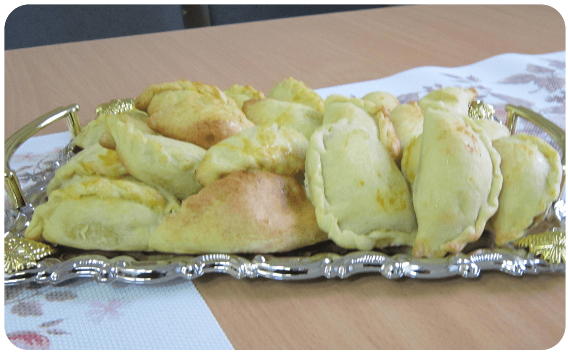 Proginiai pyragėliai su sultiniu